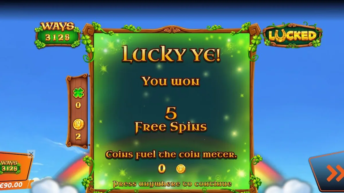Pemandangan lembah hijau dan elemen keberuntungan dalam slot Lucked
